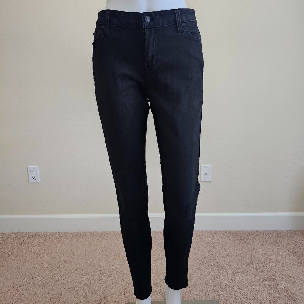 CELEBRITY PINK Curvy Skinny Jeans Size 7